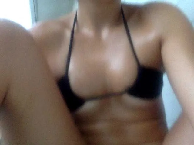 Live sex webcam photo for WetBbyBetty #256103048