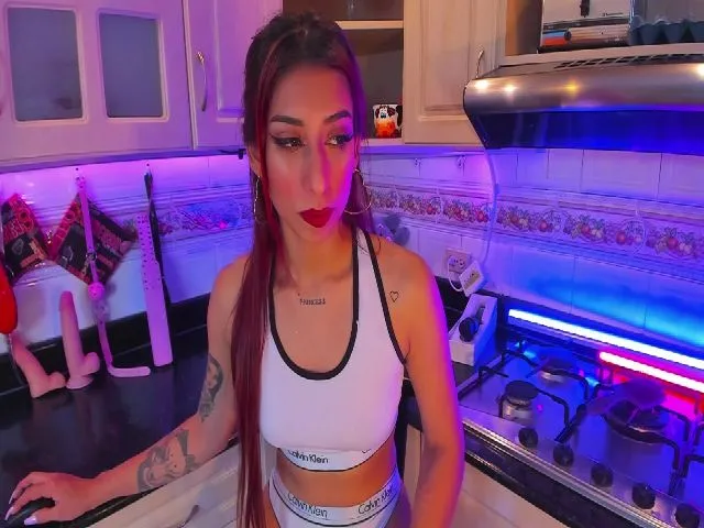 Live sex webcam photo for CandyLaw_ #255136335