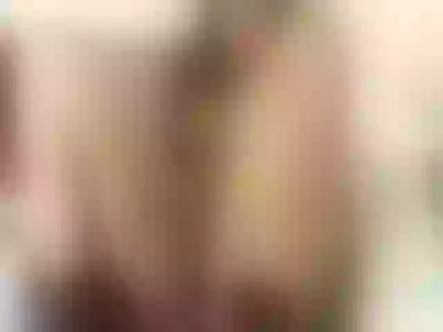 Live sex webcam photo for KissMoline #257506423