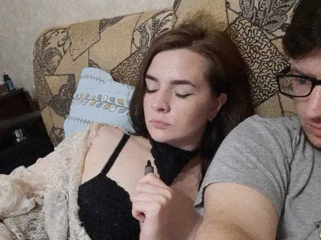 Live sex webcam photo for HellMor #245495175