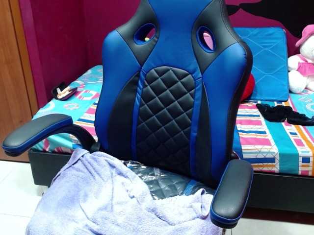 Live sex webcam photo for pregnanttswee #244129538