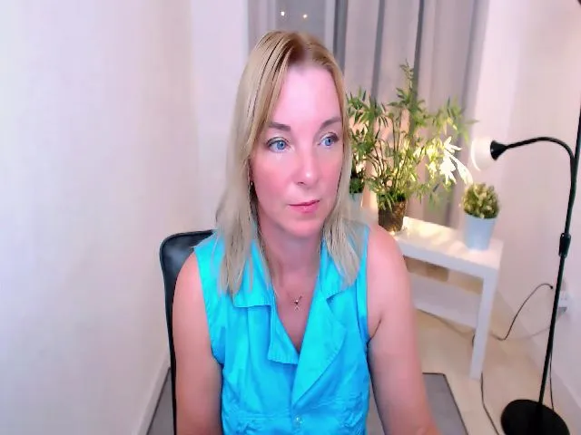 Live sex webcam photo for ReganLovely #258313968