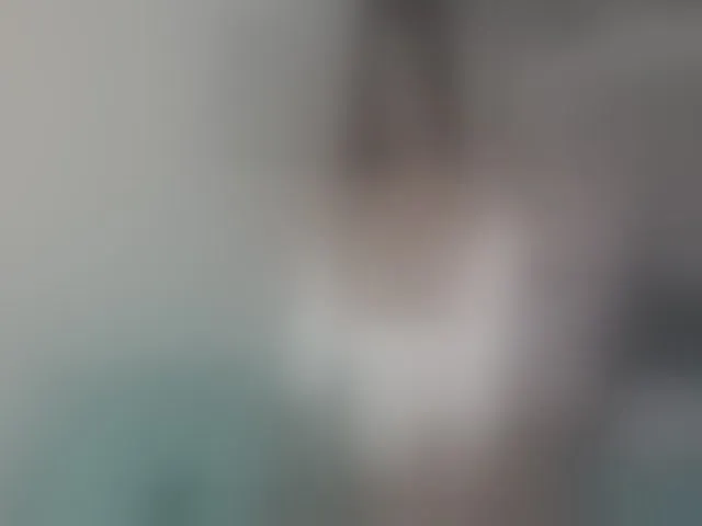 Live sex webcam photo for AliceFox0 #256291641