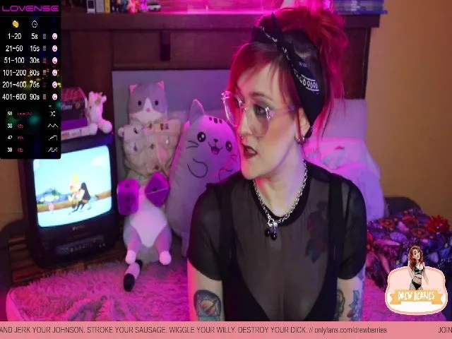 Live sex webcam photo for DrewBerries #254339454