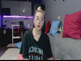 Live sex webcam photo for Anabel_Xoxo #251661947