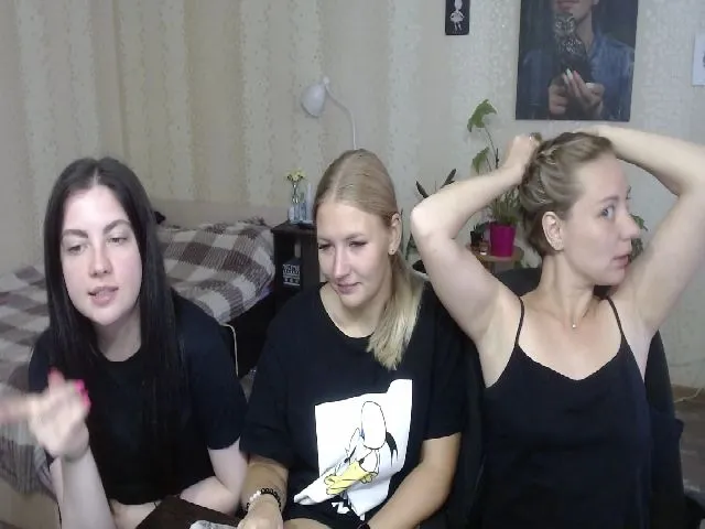 Live sex webcam photo for UrBlack_Kitty #256180851