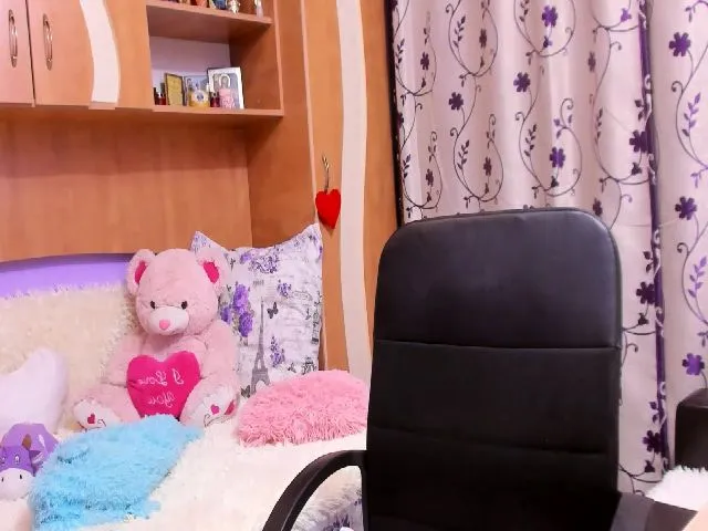 Live sex webcam photo for Linxxxjoy #256166246