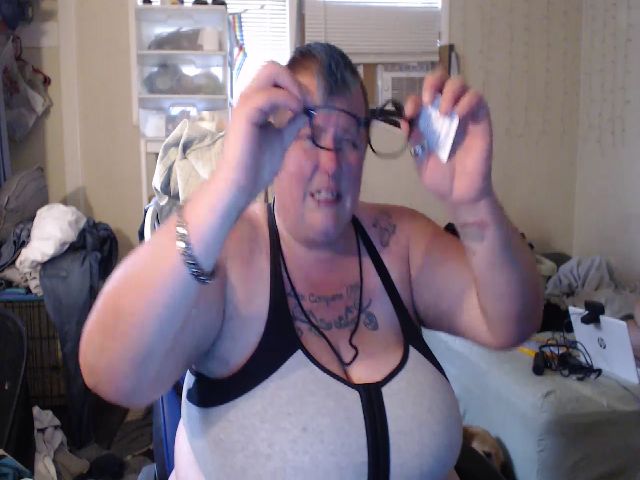 Live sex webcam photo for PunkChick420 #264630818