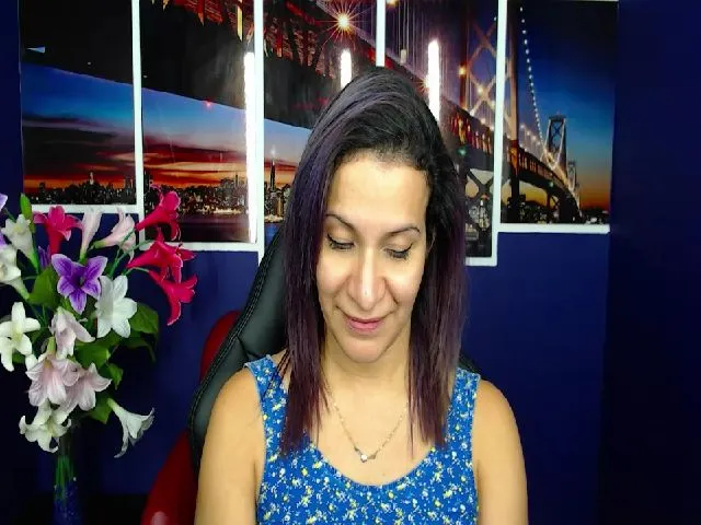 Live sex webcam photo for Infernalsexx #255523347