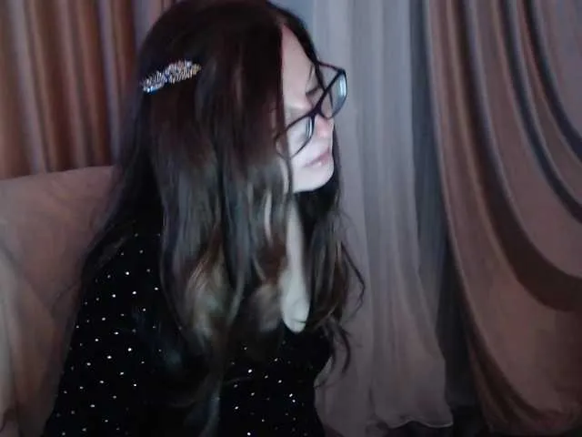 Live sex webcam photo for HelenBerg #242278747