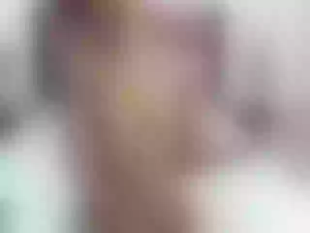 Live sex webcam photo for mackenzie- #241124534