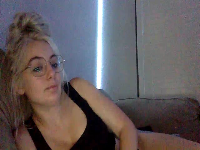 Live sex webcam photo for Sammy_gray #261982052