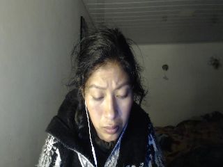 Live sex webcam photo for CHILENITAHOT #252089324