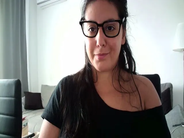 Live sex webcam photo for SILKYWOMAN #254837082