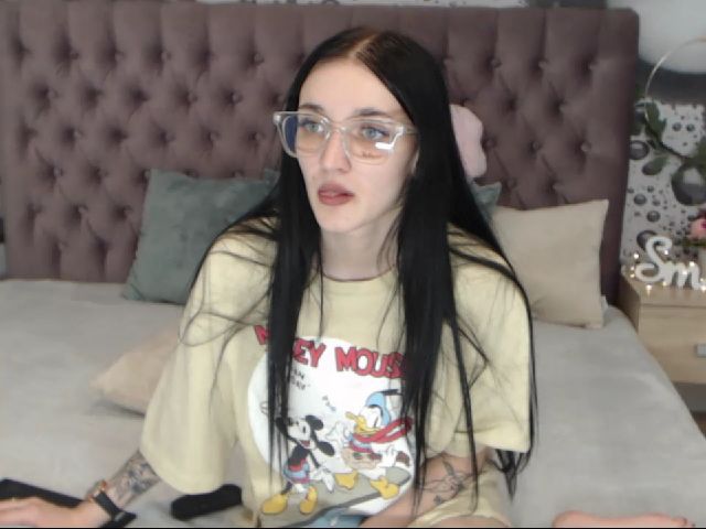 Live sex webcam photo for SamantaBerryl #256835601