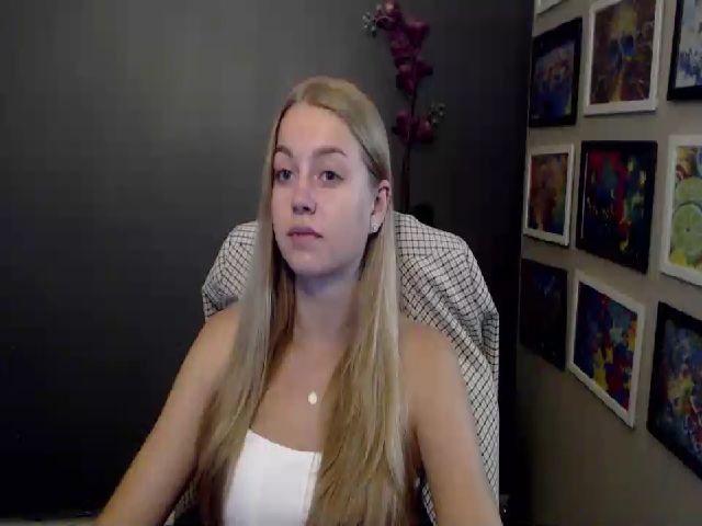 Live sex webcam photo for LUSTerica #258587662