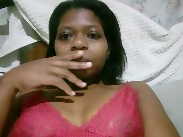 Live sex webcam photo for briyitza #241292573