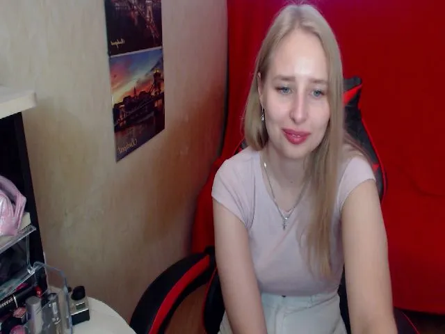 Live sex webcam photo for JessyGinger #265508478