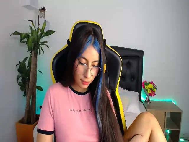 Live sex webcam photo for Mairerf #252540762
