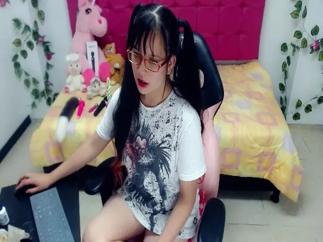 Live sex webcam photo for Pink_queenn #264190026