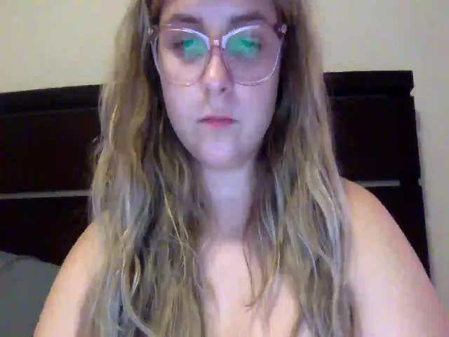 Live sex webcam photo for j3nnamatic #262828338