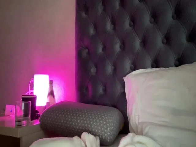 Live sex webcam photo for Moral_core #257011781