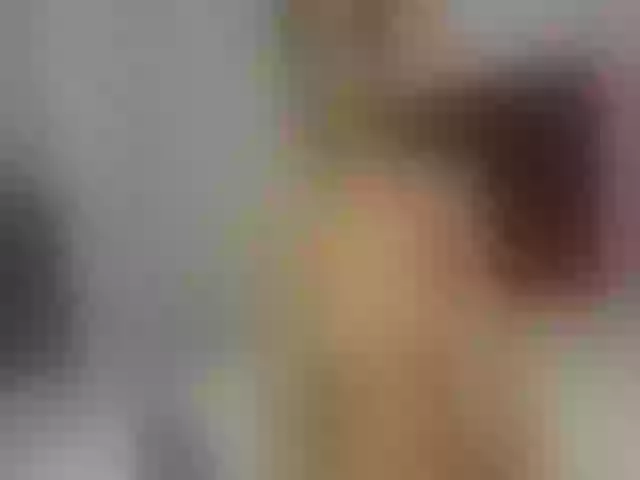 Live sex webcam photo for LittleRed2u #261659586
