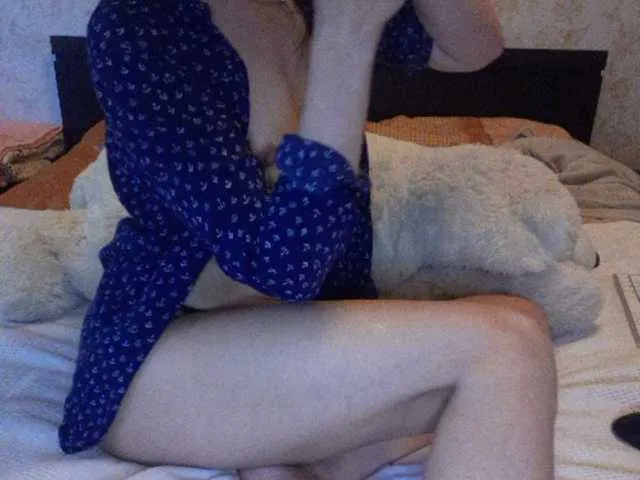 Live sex webcam photo for Pirojulia #245474273