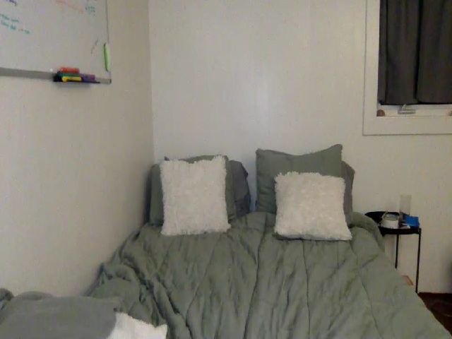 Live sex webcam photo for MixedBeauty45 #254712975