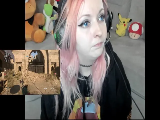 Live sex webcam photo for PrincessBluu #252871660