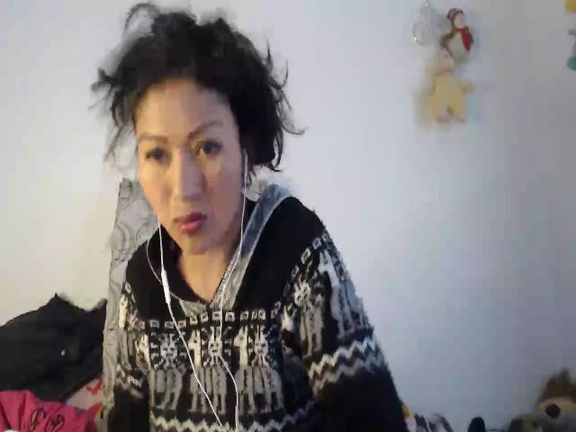 Live sex webcam photo for CHILENITAHOT #263766423