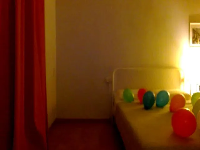 Live sex webcam photo for HappyAlise #262379780