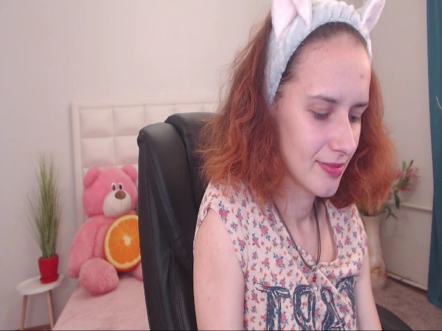 Live sex webcam photo for IrisNichols #256386422