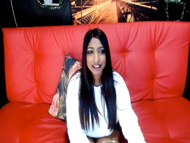 Live sex webcam photo for Indianfetishx #254458134