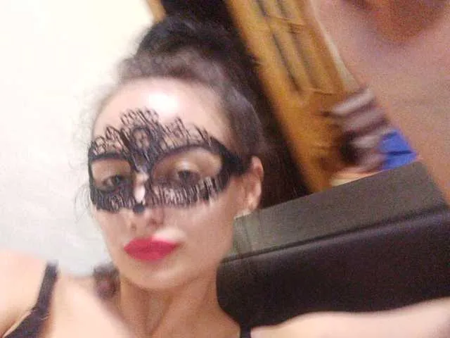 Live sex webcam photo for CHERRYsexaa #241056716