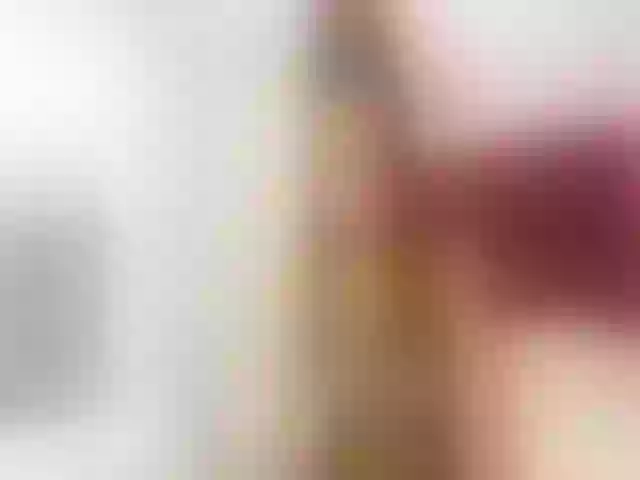 Live sex webcam photo for LittleRed2u #259667633
