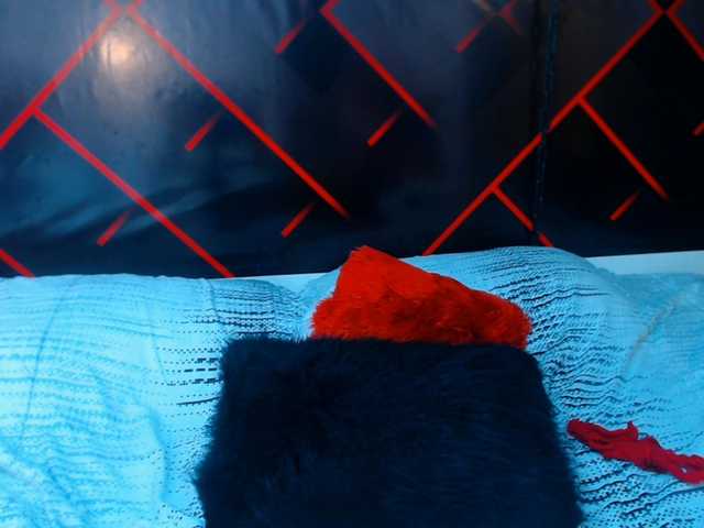 Live sex webcam photo for ScarleetLiz #241218825