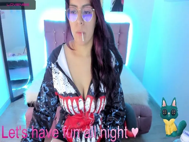 Live sex webcam photo for Irene__larson #265275820