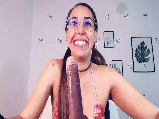 Live sex webcam photo for Tamy_bennett #258173890