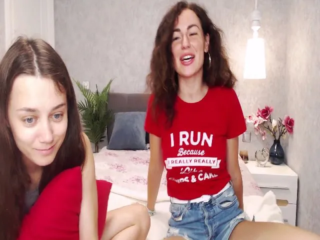 Live sex webcam photo for USexy_Friend #253703574