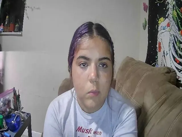 Live sex webcam photo for Lilmisspurp #253312157