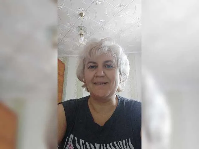 Live sex webcam photo for AngelaFamez #241708462