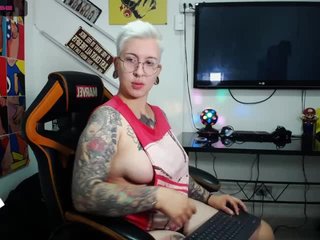 Live sex webcam photo for amy-ink #240857855