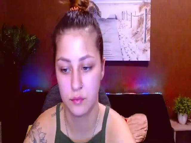 Live sex webcam photo for MsDream_ #254555390