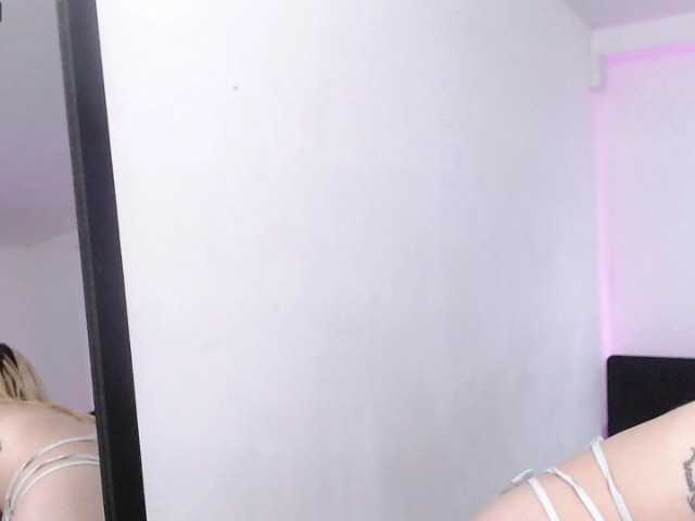 Live sex webcam photo for mike-n-violet #241122403