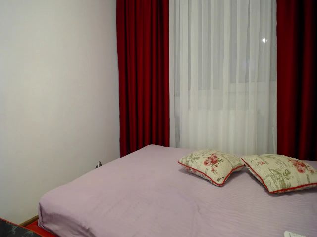 Live sex webcam photo for JhoannaSS #254130107