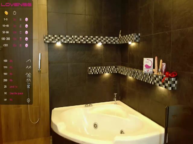 Live sex webcam photo for adison_vera #260229312