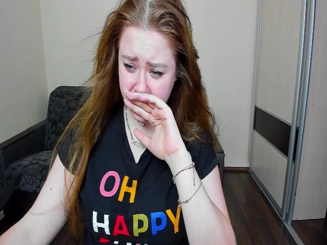 Live sex webcam photo for MissDiaa #258674313