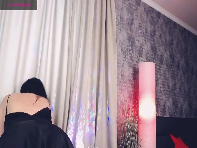 Live sex webcam photo for DakotaPie #253060539