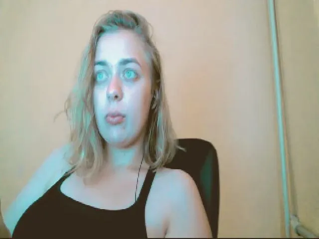 Live sex webcam photo for GoddessNika #253332415